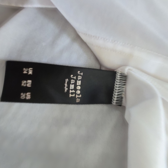 PLUS SIZE*****Jameela Jamil Dress in Black and White - Picture 6 of 6